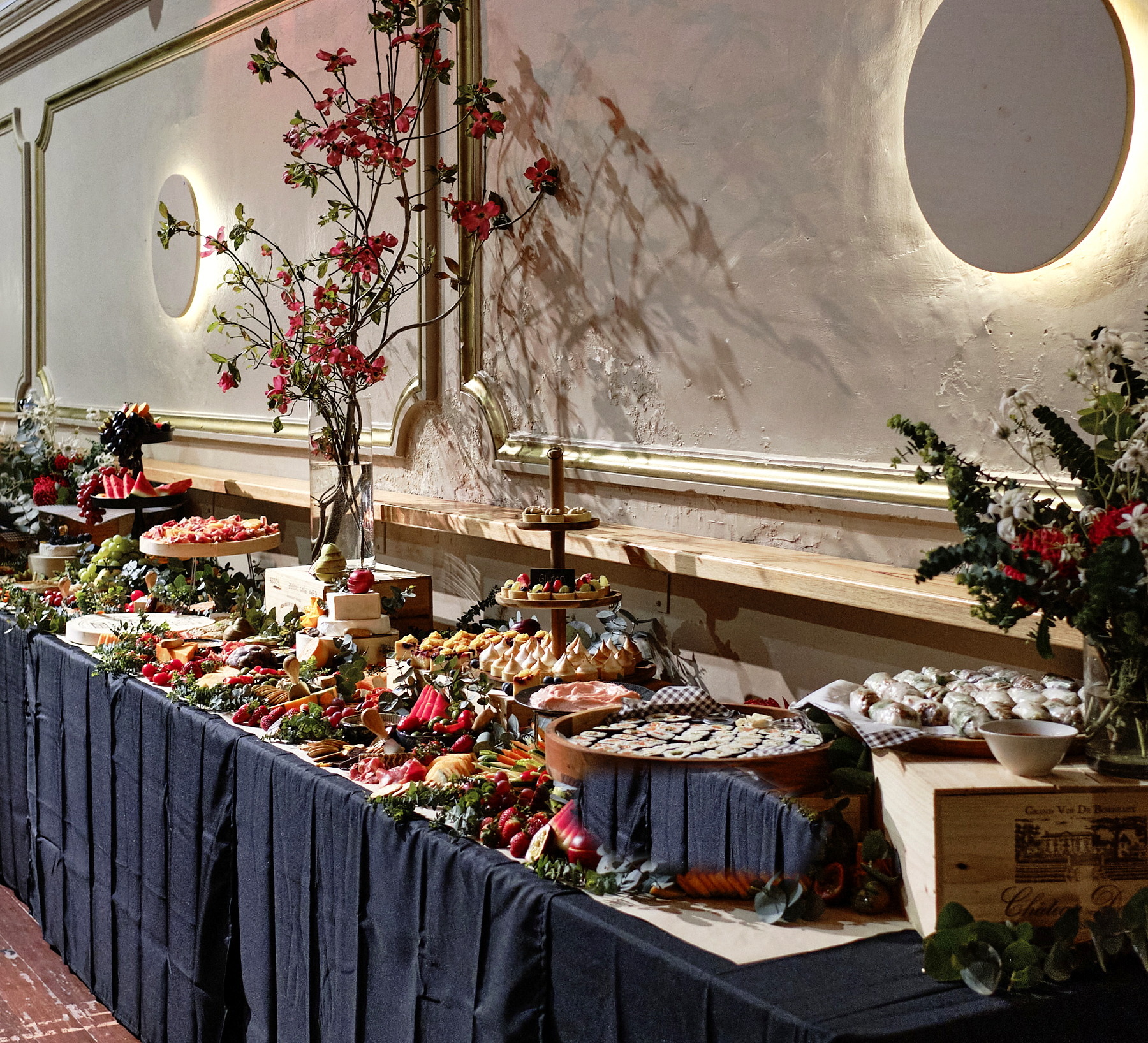 A large-scale everydayfood grazing installation at Northcote Theatre