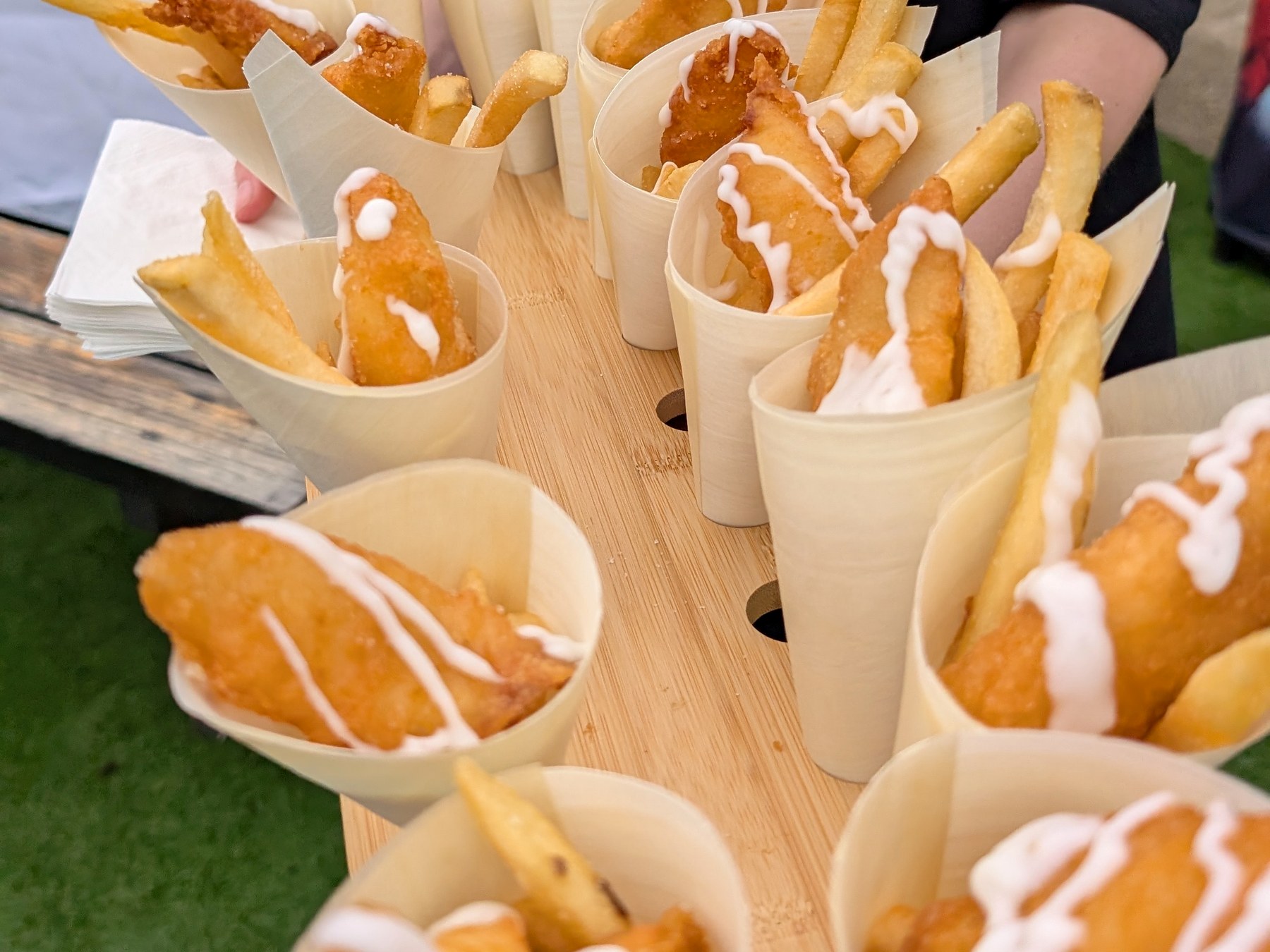 Everydayfood fish and chips served for roaming event catering